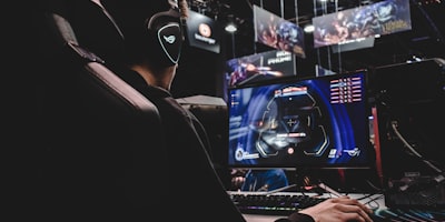 DOTA2国际邀请赛TI盛况 - 冠军神盾与观众